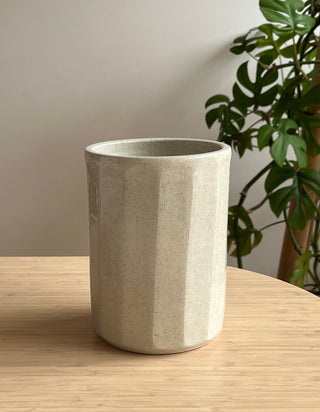 Utensil holder