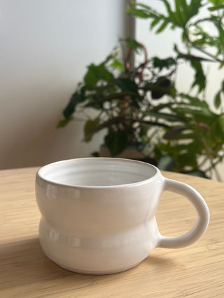 Handmade Marshmallow Mug – Wheel-Thrown, Glazed, Ceramic