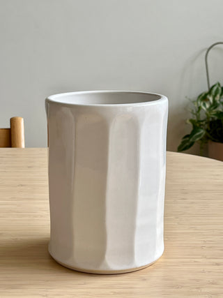 Utensil holder