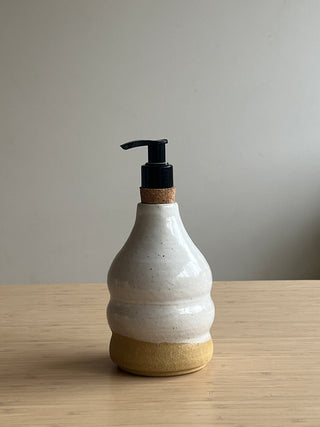 handmade ceramic soap dispenser
ceramic soap dispenser pump
pottery soap dispenser
refillable soap dispenser
