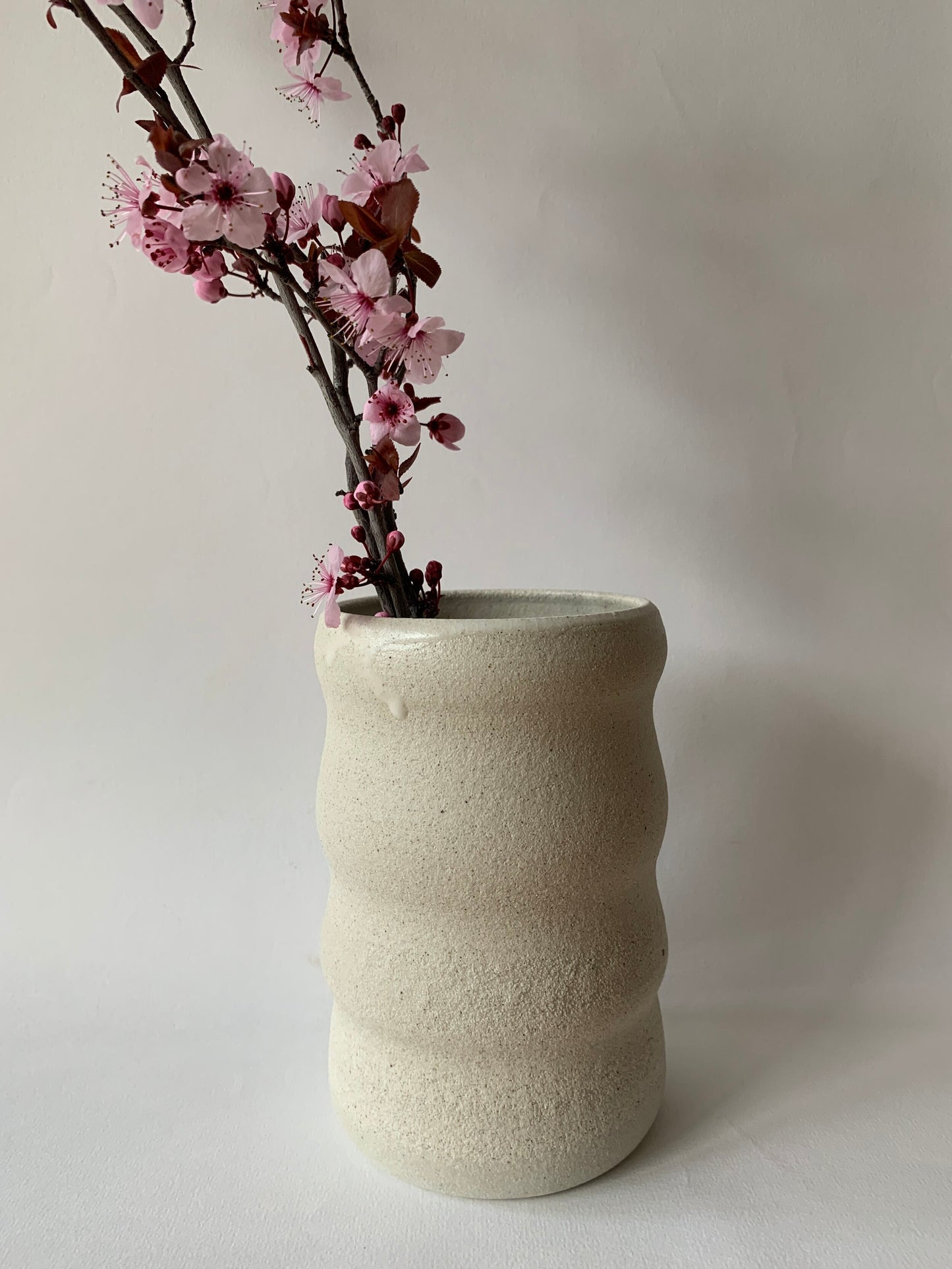 White Wiggle Vase